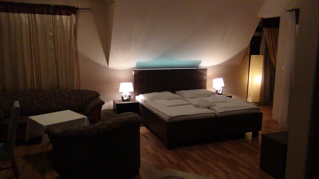 Penzion Vila Aria ニトラ 部屋 写真